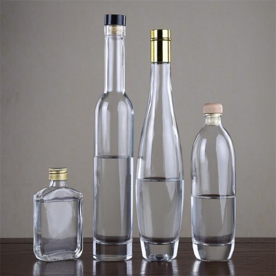 玻璃酒瓶抛光打磨厂，玻璃酒瓶打磨抛光厂，玻璃酒瓶丝印烫金厂