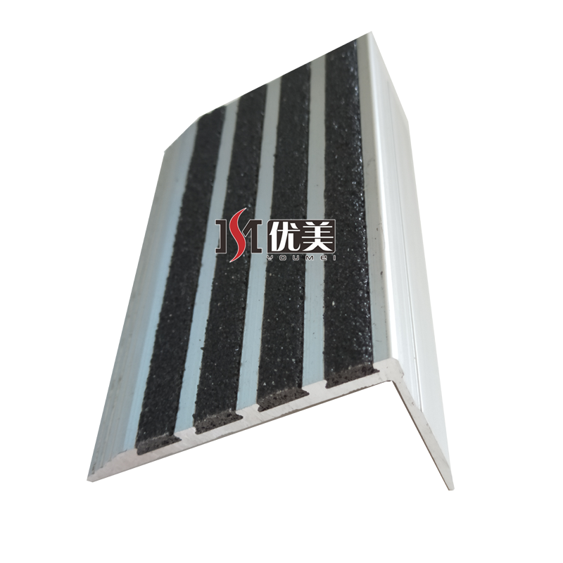 北京楼梯踏步防滑条装饰直角耐磨条