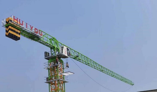 犍为县QTZ80平头塔吊是60米臂长起重量6吨的全变频塔机