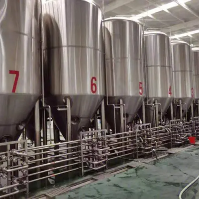 大型年产50万吨啤酒酿造设备价格精酿啤酒设备费用