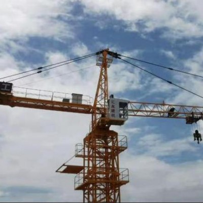 霍城县平头塔吊臂长60米QTZ80平头塔机钢结构用料介绍