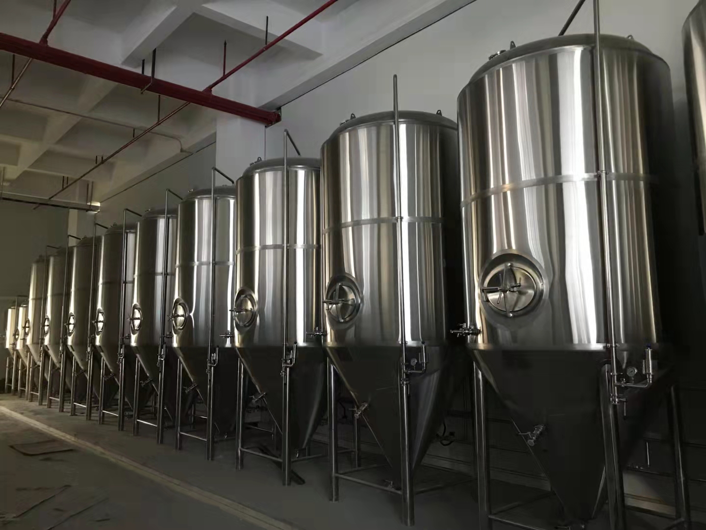 广州大型啤酒厂设备精酿啤酒灌装设备