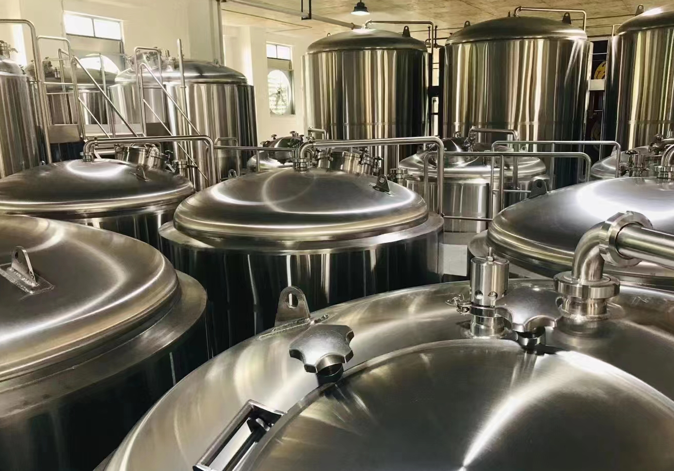 年产3万吨5万吨精酿啤酒设备生产线制作啤酒设备