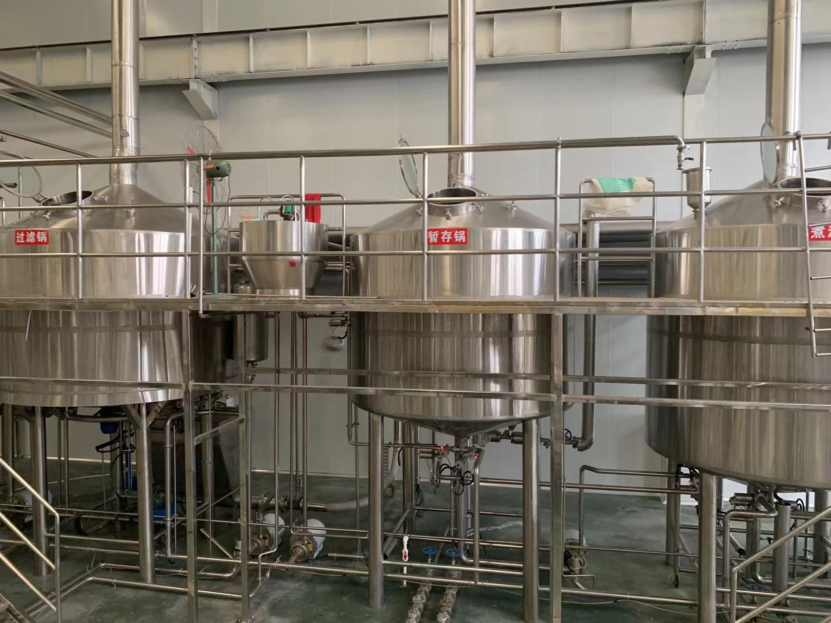深圳地区1000升精酿啤酒设备