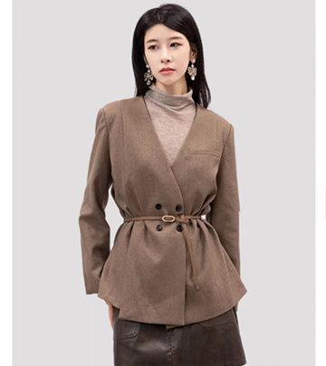 温碧霞代言IRENENA服装品牌双排扣束腰女西装V领羊毛外套